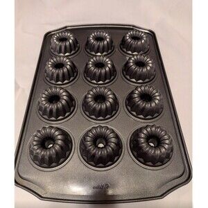 Wilton Aluminum Non-Stick Mini Fluted Tube Bundt Cake Pan 12 Cavity 11"X16 3/4"